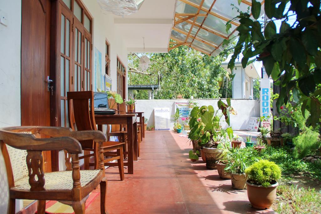 Pearl Deluna Resort Mirissa Kültér fotó